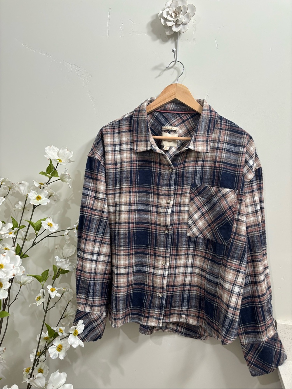 Women’s Cropped Flannel in White, Navy, and Brown by Scotch and Soda Amsterdam